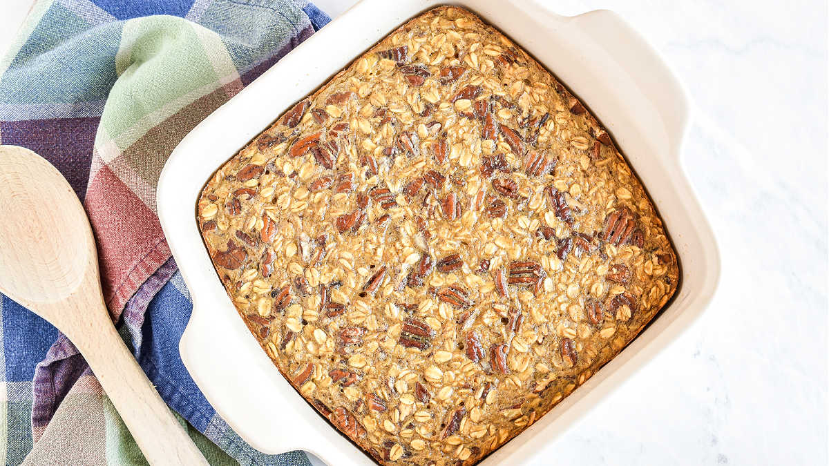 Easy Make-Ahead Baked Oatmeal: Comforting Breakfast Solutions
